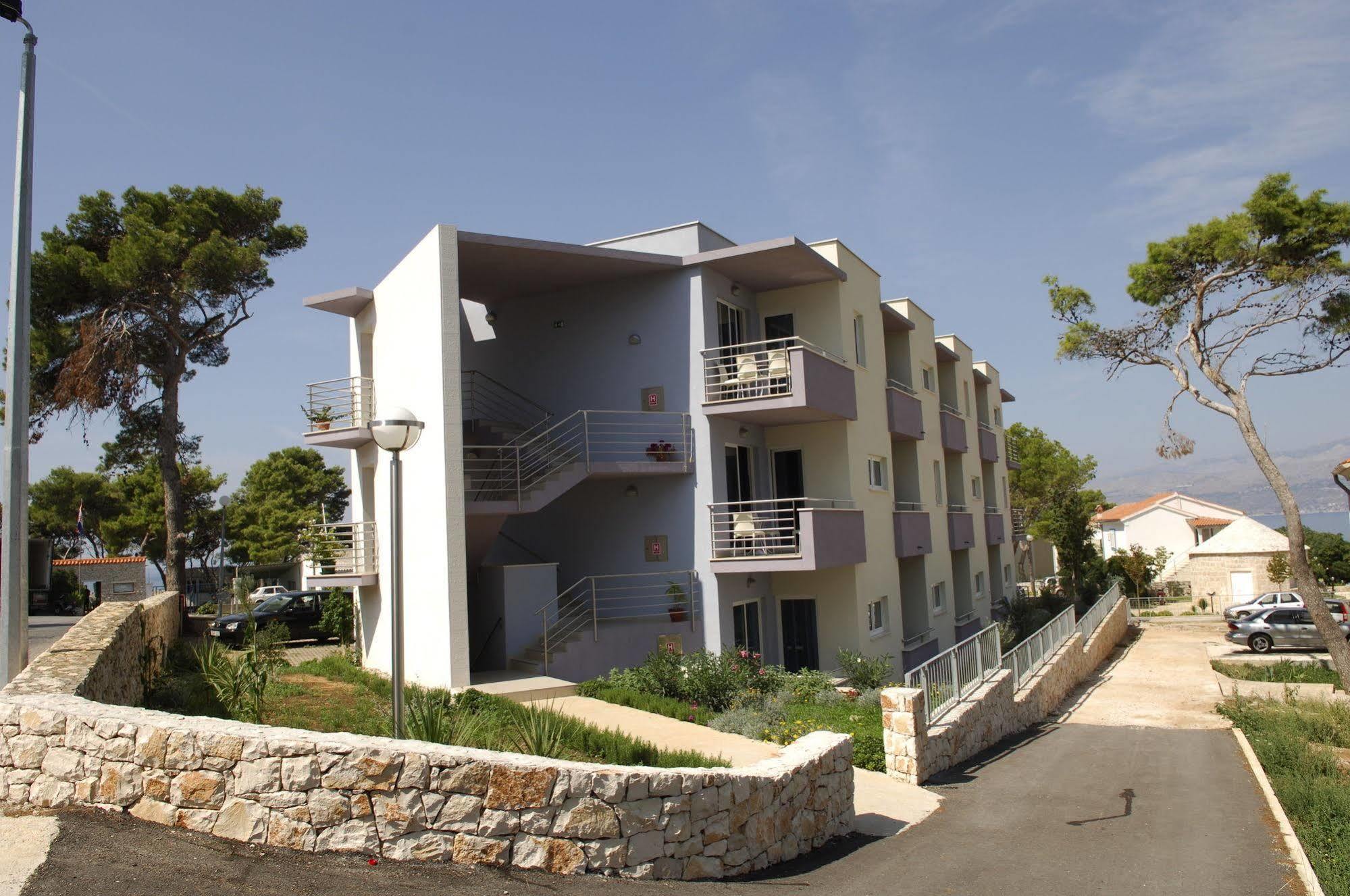 Apartmani Marija ポスティレ エクステリア 写真