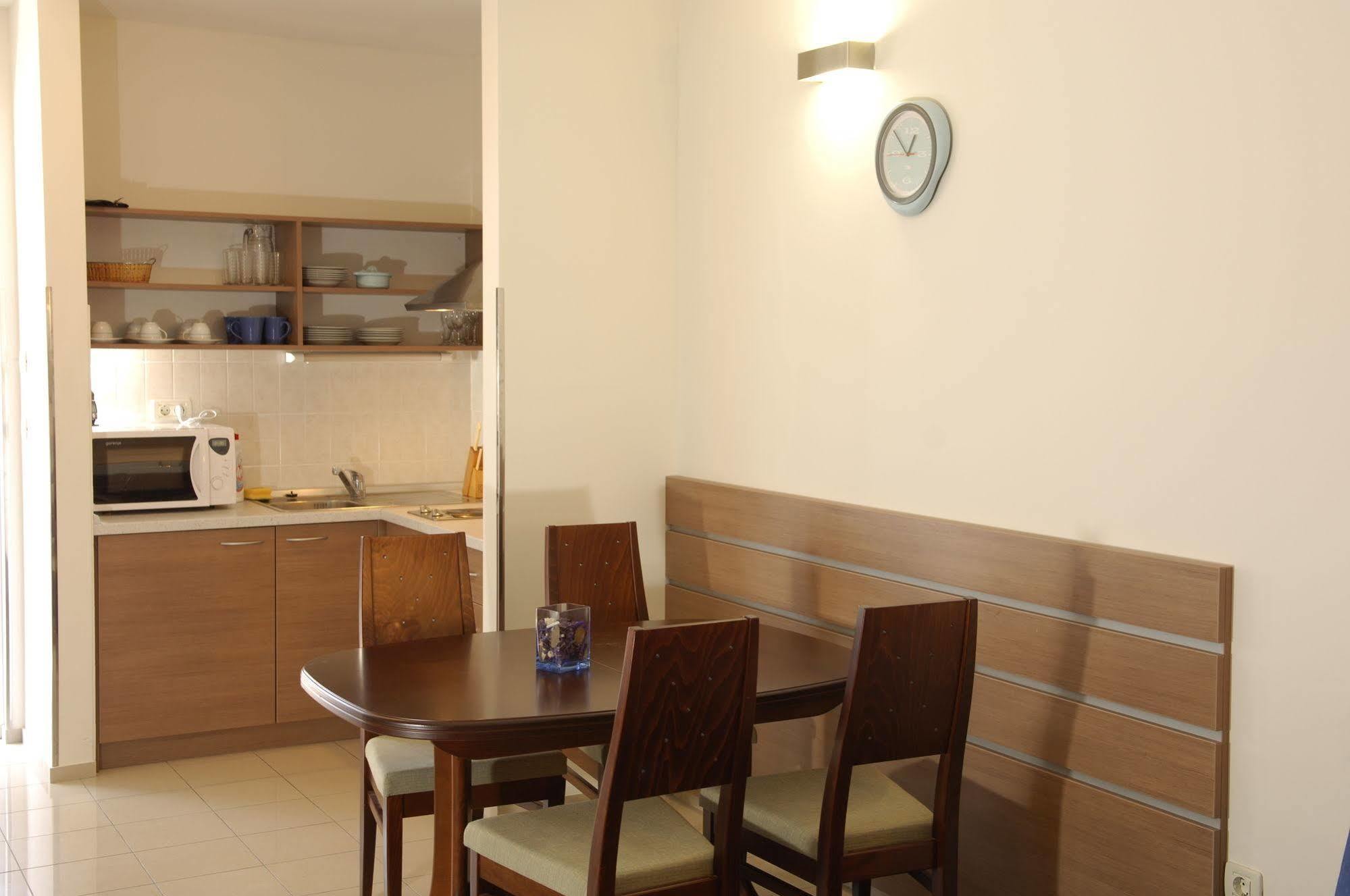 Apartmani Marija ポスティレ エクステリア 写真
