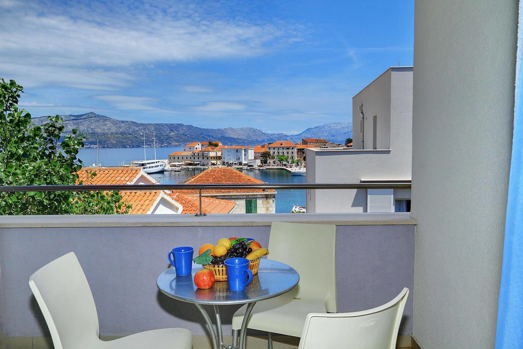 Apartmani Marija ポスティレ エクステリア 写真